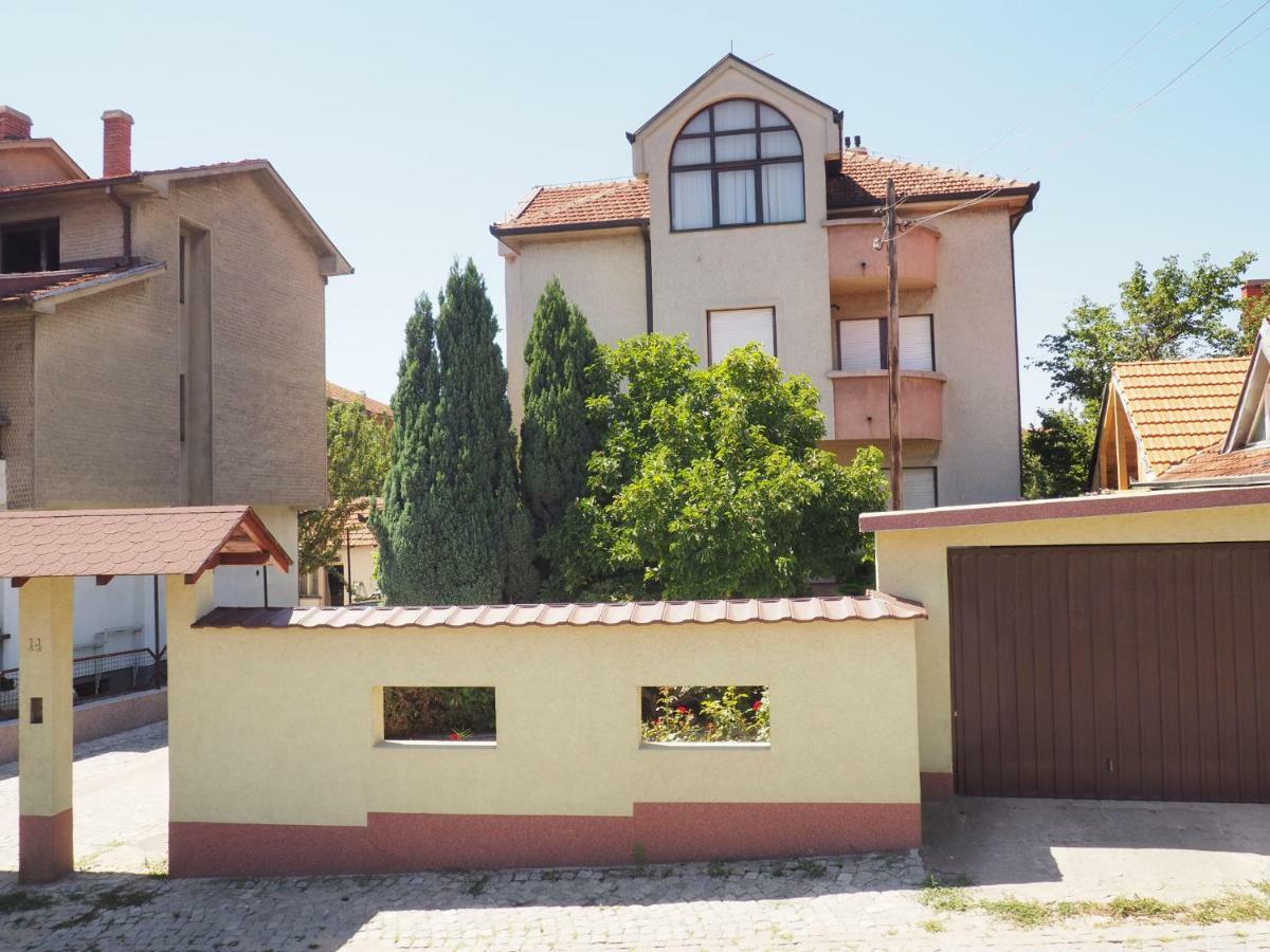 Guest House Stefanovic Vranje Eksteriør bilde